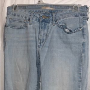 Levi jeans